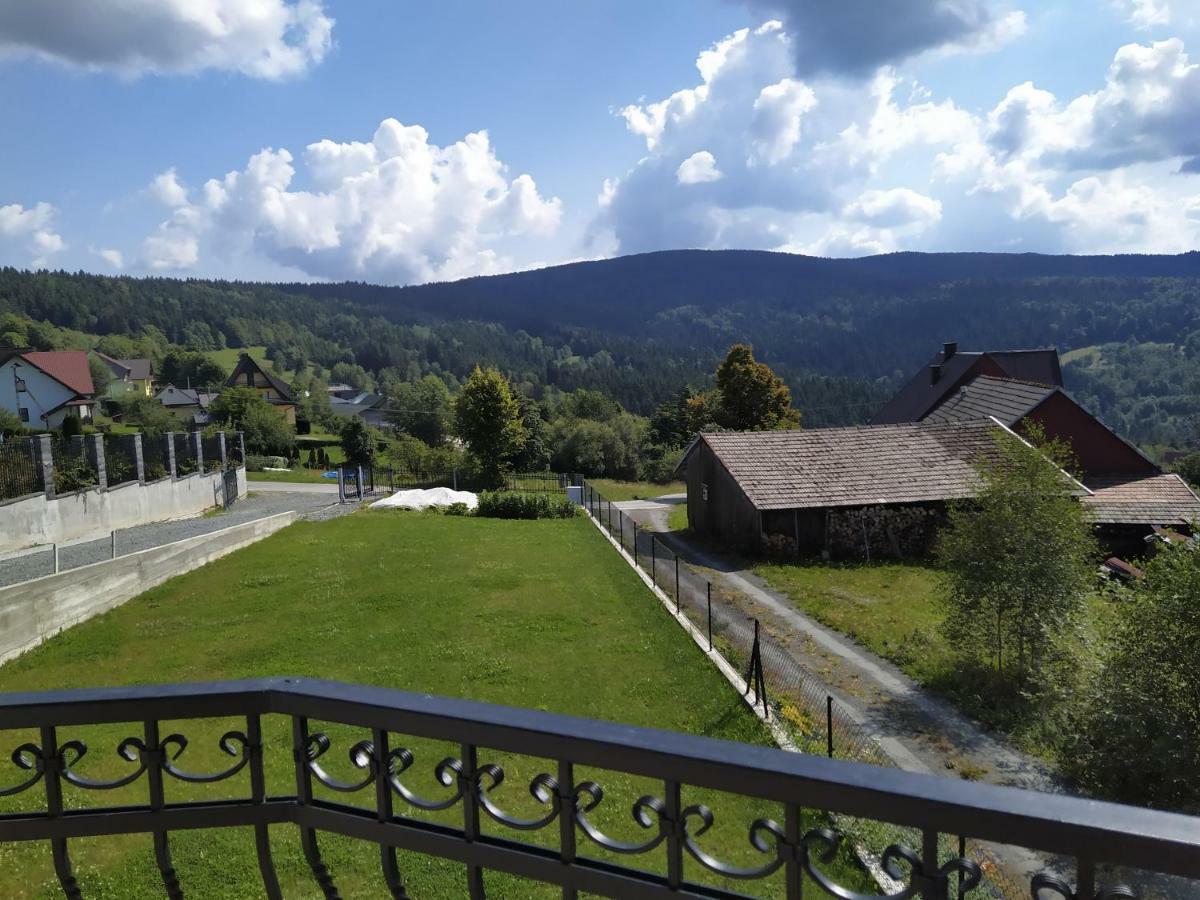 Cicha Chata Kudlacze Pcim Buitenkant foto